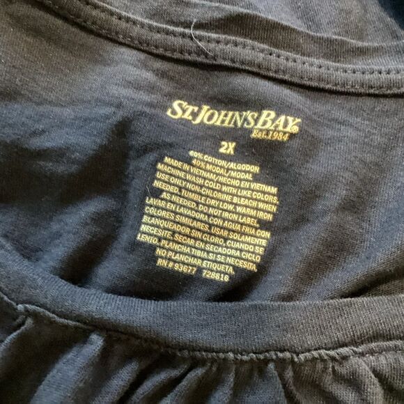 NWOT. St. John’s Bay Women’s 2X Navy Tee with 3/4 Length Sleeves - Picture 7 of 9